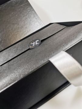 Prikaži podrobnosti za EXCLUSIVE ETUI ZA ALBUM - magnetno zapiranje 35x35 CM Slika EXCLUSIVE ETUI ZA ALBUM - magnetno zapiranje 35x35 CM